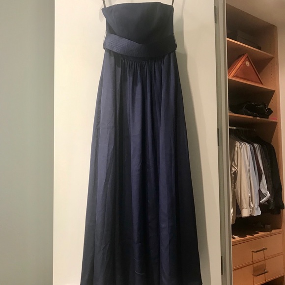 ✖️SOLD✖️ | VERA WANG BRIDESMAID DRESS WITH BELT - Picture 2 of 4
